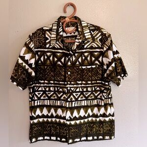 🌺VINTAGE 60-70’s tribal Tiki short sleeve button-down shirt by IOLANI HAWAII.